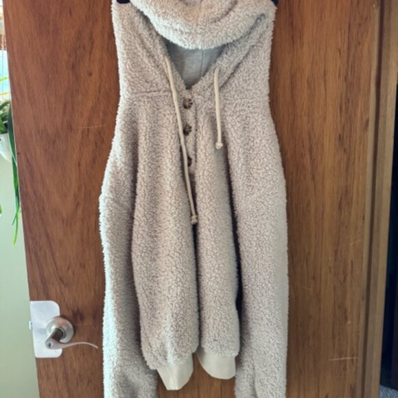 Soft Fuzzy Hoodie Womens Size S - Picture 3 of 5